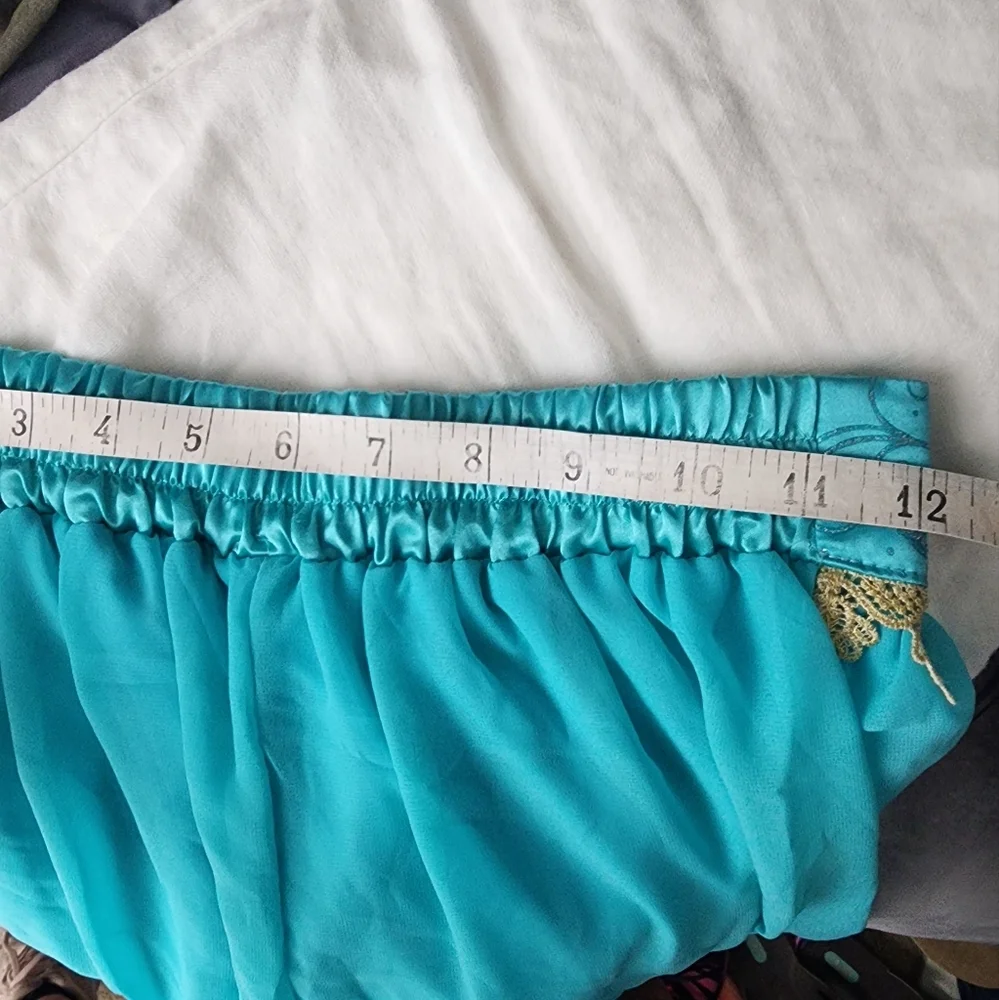 Disney Collection Jasmine Pants NWT 9/10 Girls or Womens XS